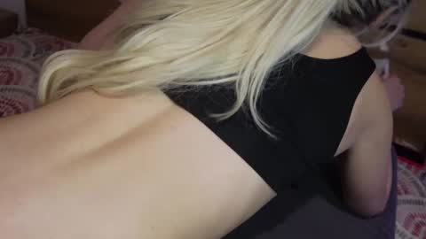 Stiven and Laura online show from 10/14/25, 07:03