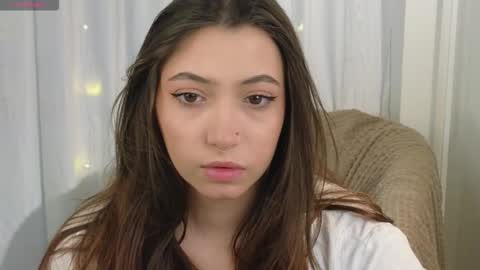 Emilia online show from 12/16/25, 12:32