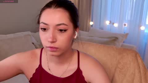 Emilia online show from 04/17/26, 12:08