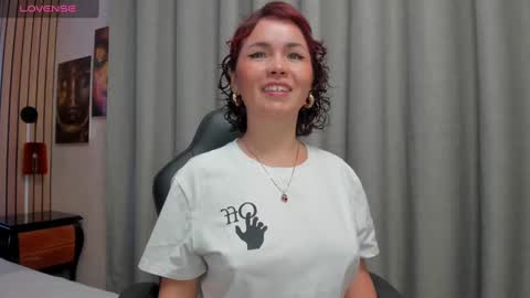 Paola  online show from 01/25/25, 09:57