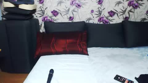 slutihmami online show from 11/22/25, 06:40