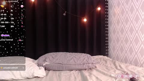 Snapshot of slutlittlecamila chatting on 12/15/24, 12:38 CAMILA  online show from 12/15/24, 12:38