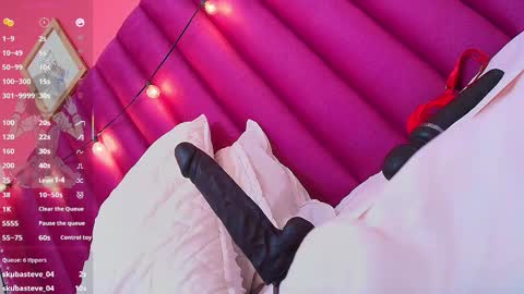 Snapshot of slutlittlecamila chatting on 02/11/25, 06:30 CAMILA  online show from 02/11/25, 06:30