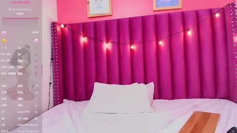 Snapshot of slutlittlecamila chatting on 02/11/25, 09:31 CAMILA  online show from 02/11/25, 09:31