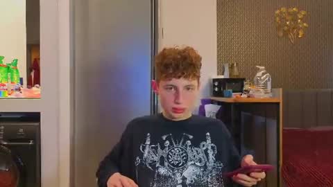 Snapshot of sluttsavage chatting on 06/17/26, 12:29 sluttsavage online show from 06/17/26, 12:29