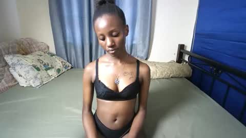 slutty_baddie online show from 11/28/25, 10:51