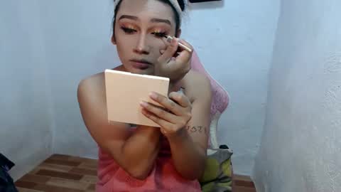  Lovie  online show from 09/23/25, 09:45