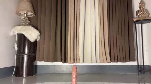 Slutty Lavinia online show from 02/17/26, 05:08