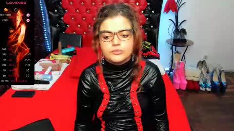 Ana    online show from 09/19/25, 08:09