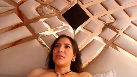 MARCELA online show from 02/12/25, 04:11