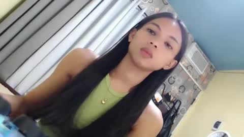 Snapshot of sluttychie chatting on 05/18/26, 04:07 CHIE CHIE online show from 05/18/26, 04:07
