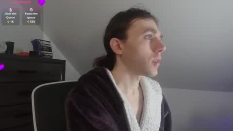 Snapshot of sluttyhorrorparty chatting on 02/16/26, 07:21 Natsu online show from 02/16/26, 07:21