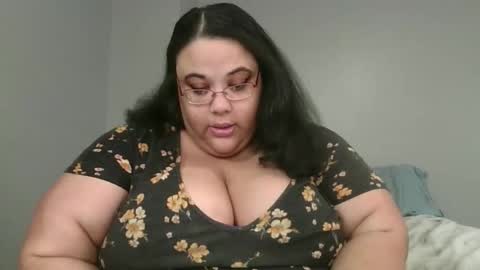 Snapshot of sluttyjess31 chatting on 04/29/26, 02:10 Jessica online show from 04/29/26, 02:10