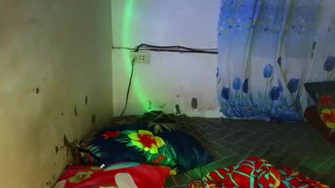 sluttypatotie online show from 06/01/26, 05:47