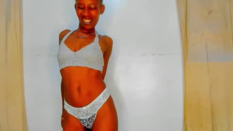 Sexyslutt online show from 02/15/26, 03:09