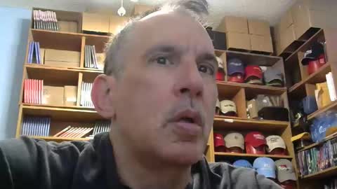 Snapshot of sluttyslave81 chatting on 11/19/25, 05:13 sluttyslave81 online show from 11/19/25, 05:13