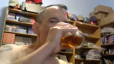 Snapshot of sluttyslave81 chatting on 02/17/26, 08:11 sluttyslave81 online show from 02/17/26, 08:11