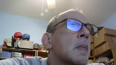Snapshot of sluttyslave81 chatting on 04/12/26, 04:34 sluttyslave81 online show from 04/12/26, 04:34