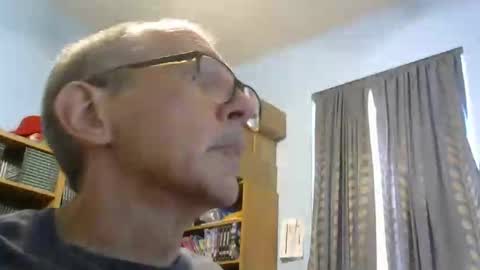 Snapshot of sluttyslave81 chatting on 04/22/26, 03:02 sluttyslave81 online show from 04/22/26, 03:02