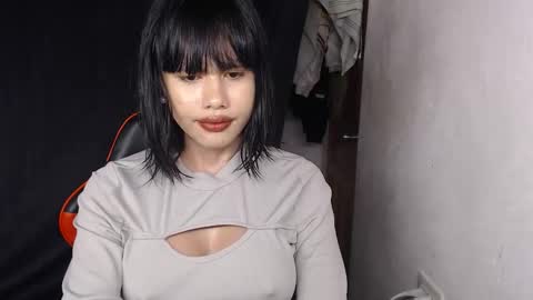 Jennifer online show from 12/19/25, 08:21