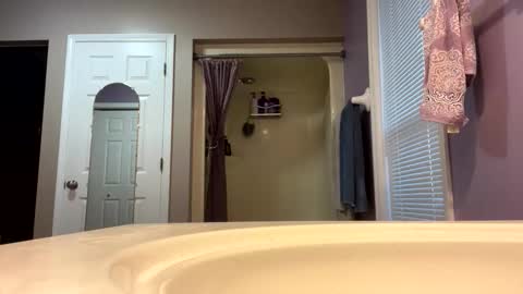 sly050585 online show from 01/08/26, 09:39