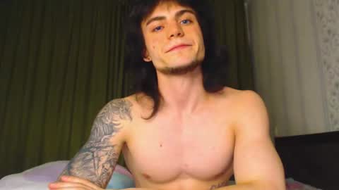 Gus online show from 12/03/25, 03:54