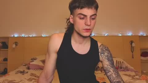 Gus online show from 04/23/26, 06:21