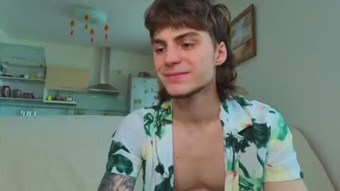 Gus online show from 06/26/26, 09:46