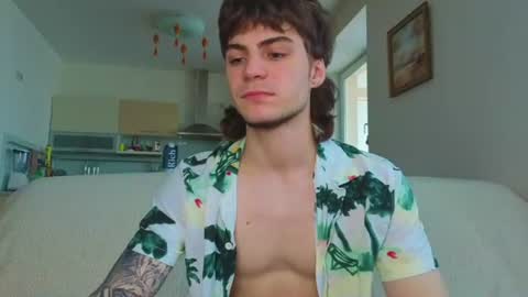 Gus online show from 07/01/26, 10:17
