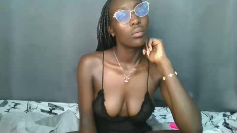 sly_rose online show from 04/23/26, 09:39