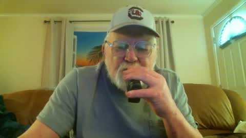 Slydevil online show from 10/17/25, 08:44