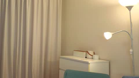 Lily online show from 10/23/25, 01:43