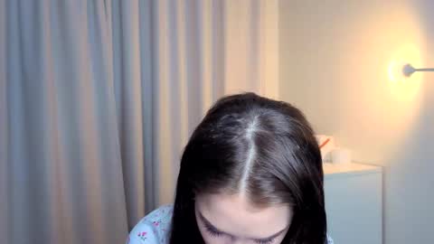 Lily online show from 12/21/25, 01:07