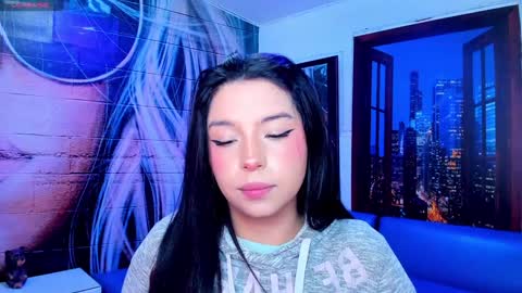 Snapshot of small__naughty chatting on 01/04/25, 02:04 Mariana Torres online show from 01/04/25, 02:04