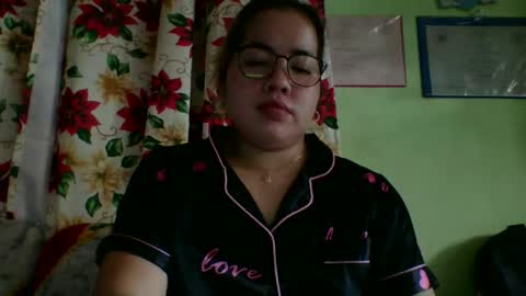 Lovewella online show from 10/31/25, 07:09