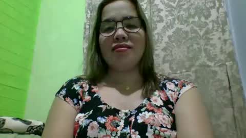 Lovewella online show from 11/30/25, 07:34