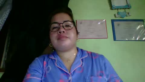 Lovewella online show from 03/31/26, 03:52