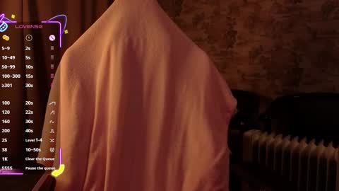 Emma online show from 10/24/25, 06:48