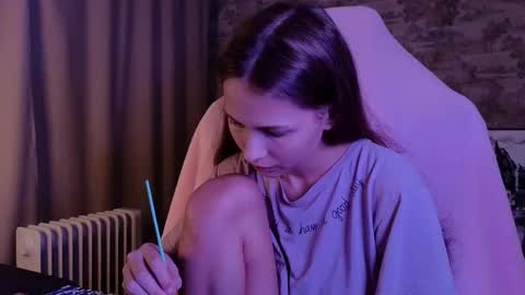 Emma online show from 03/12/26, 12:06