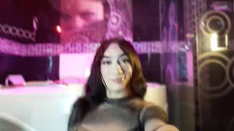 Small Hot19 online show from 02/14/26, 09:50