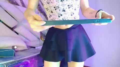 Small Hot19 online show from 04/18/26, 02:10