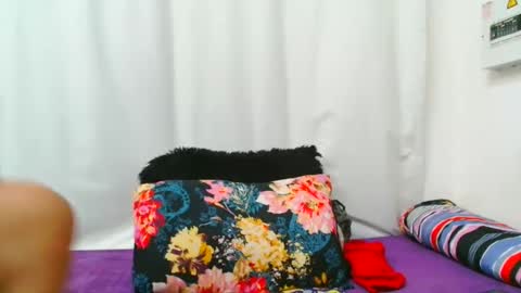 smallboobsxx online show from 10/13/25, 05:18