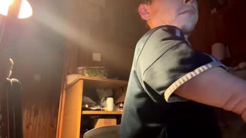 Snapshot of smalldream666 chatting on 10/19/25, 09:15 PIST PIST online show from 10/19/25, 09:15