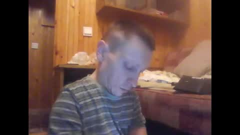 Snapshot of smalldream666 chatting on 11/05/25, 09:26 PIST PIST online show from 11/05/25, 09:26