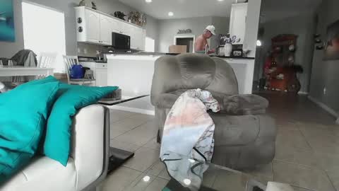 Daddy online show from 02/05/25, 02:05