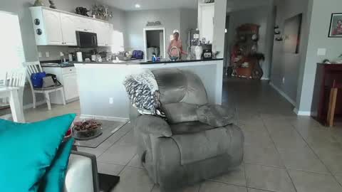 Daddy online show from 02/11/25, 01:51