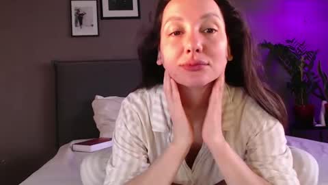 Snapshot of smalltittsbigsoul chatting on 02/26/25, 05:20 Anna no bbbbybybbabebyy just Anna. And dont call me mom please. online show from 02/26/25, 05:20