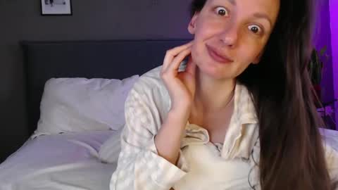 Snapshot of smalltittsbigsoul chatting on 03/02/25, 05:44 Anna no bbbbybybbabebyy just Anna. And dont call me mom please. online show from 03/02/25, 05:44