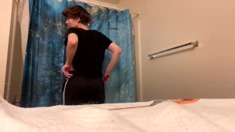 smalltshbigtits online show from 01/06/26, 12:20