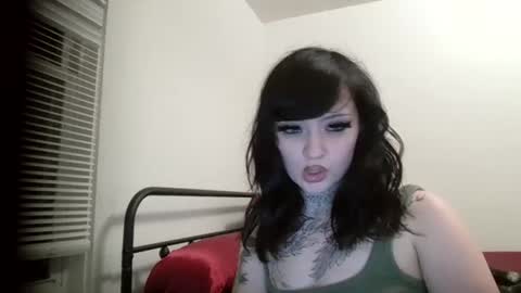 Snapshot of smallvampy chatting on 06/03/26, 01:08 Vampy online show from 06/03/26, 01:08
